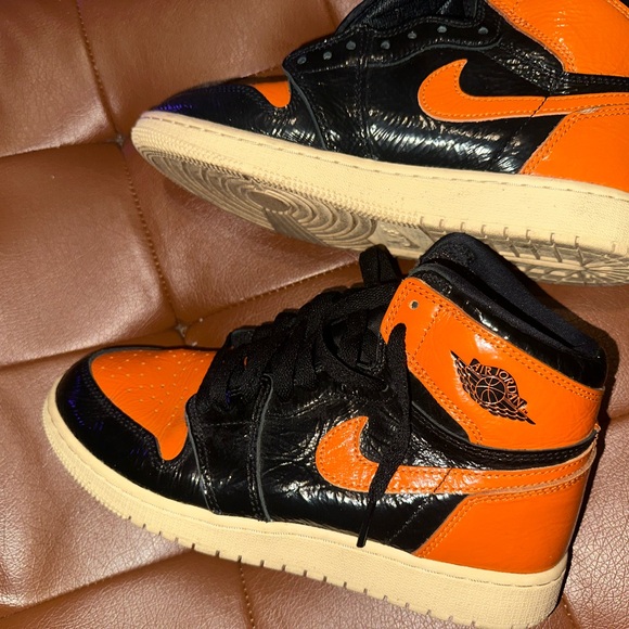 Jordan Other - Jordan 1s grade school Sneakers size 6 1/2 - Black and Orange